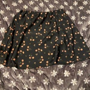 hollister floral mini skirt